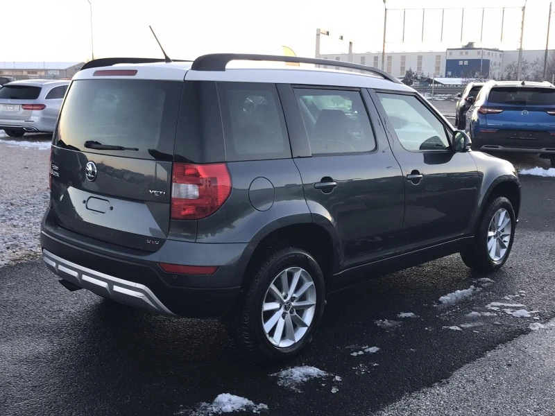 Skoda Yeti 2.0TDI 4X4, снимка 4 - Автомобили и джипове - 43911166