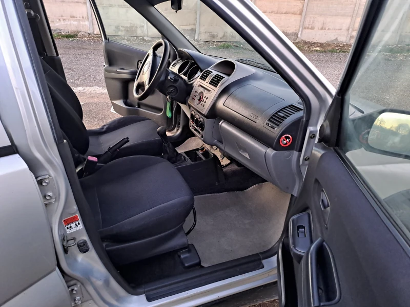 Suzuki Ignis 1.3i 4x4 КЛИМАТИК, снимка 9 - Автомобили и джипове - 48852487