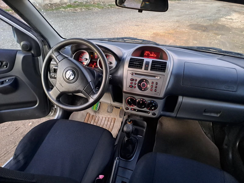 Suzuki Ignis 1.3i 4x4 КЛИМАТИК, снимка 12 - Автомобили и джипове - 48852487