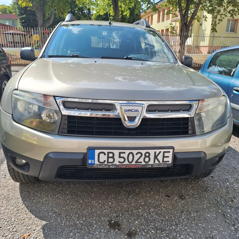 Dacia Duster, снимка 2 - Автомобили и джипове - 52518712