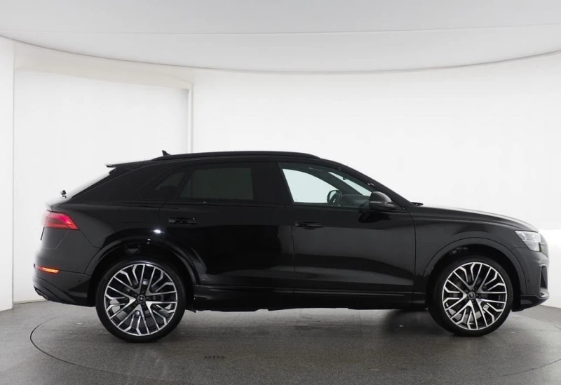 Audi Q8 50 TDI/FACELIFT/S-LINE/S-SEATS/B&O/PANO/MATRIX/360, снимка 6 - Автомобили и джипове - 52309698