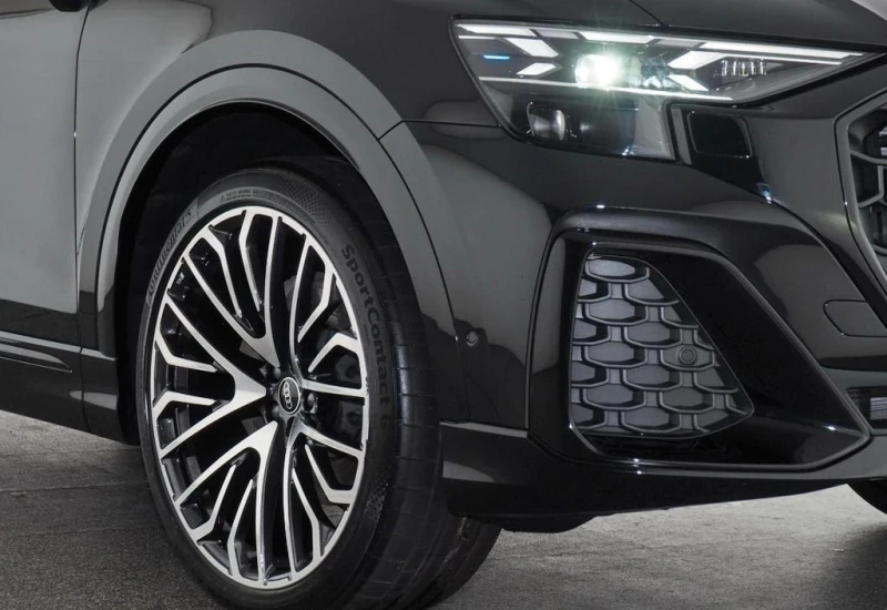 Audi Q8 50 TDI/FACELIFT/S-LINE/S-SEATS/B&O/PANO/MATRIX/360, снимка 7 - Автомобили и джипове - 52309698