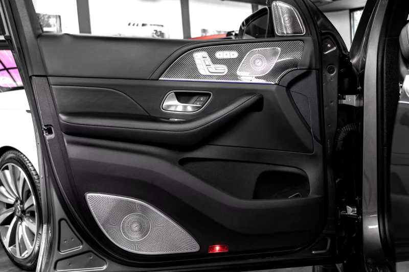 Mercedes-Benz GLS 63 AMG 4M+ /612HP/3D BURM/360/ACC/MEMO/KLESS/L.ASS/1000f, снимка 13 - Автомобили и джипове - 52838603
