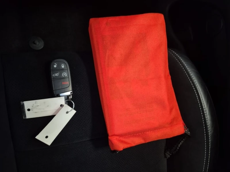 Dodge Durango * SRT 392 * CARFAX * , снимка 8 - Автомобили и джипове - 53010045