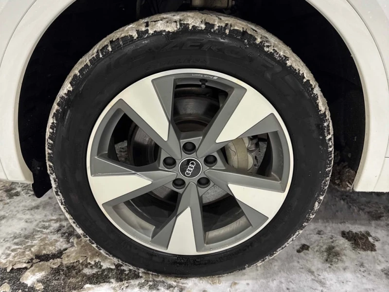 Audi Q5 * Komfort 45 TFSI quattro * CARFAX * БЕЗ ПЪРВОНАЧА, снимка 14 - Автомобили и джипове - 53186153