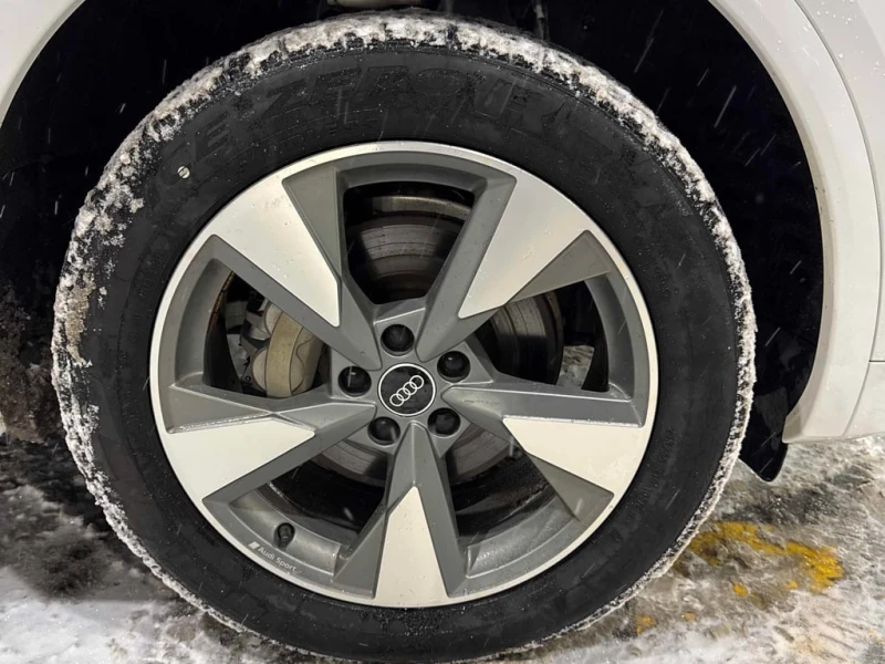 Audi Q5 * Komfort 45 TFSI quattro * CARFAX * БЕЗ ПЪРВОНАЧА, снимка 7 - Автомобили и джипове - 53186153