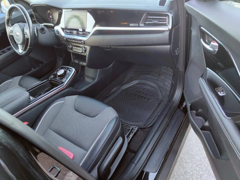 Kia Niro 65KWh/SOH100%/Термопомпа, снимка 11 - Автомобили и джипове - 53192468