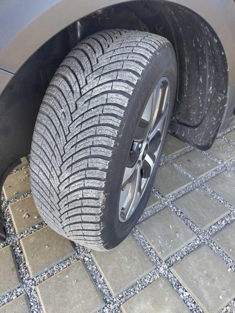 Kia Niro 65KWh/SOH100%/Термопомпа, снимка 6 - Автомобили и джипове - 53192468