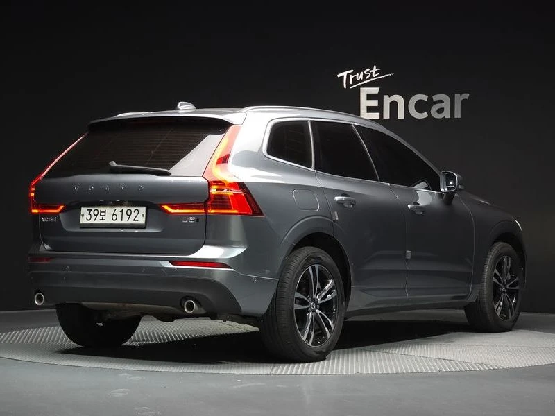 Volvo XC60 D5 Momentum| 187к.с.| ВКЛ.ТЕХНОТЕСТ, снимка 2 - Автомобили и джипове - 55170618