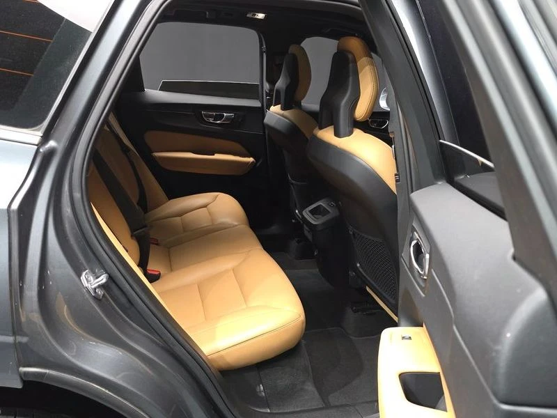 Volvo XC60 D5 Momentum| 187к.с.| ВКЛ.ТЕХНОТЕСТ, снимка 12 - Автомобили и джипове - 55170618