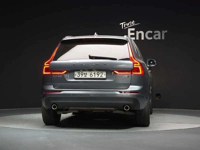 Volvo XC60 D5 Momentum| 187к.с.| ВКЛ.ТЕХНОТЕСТ, снимка 4 - Автомобили и джипове - 55170618