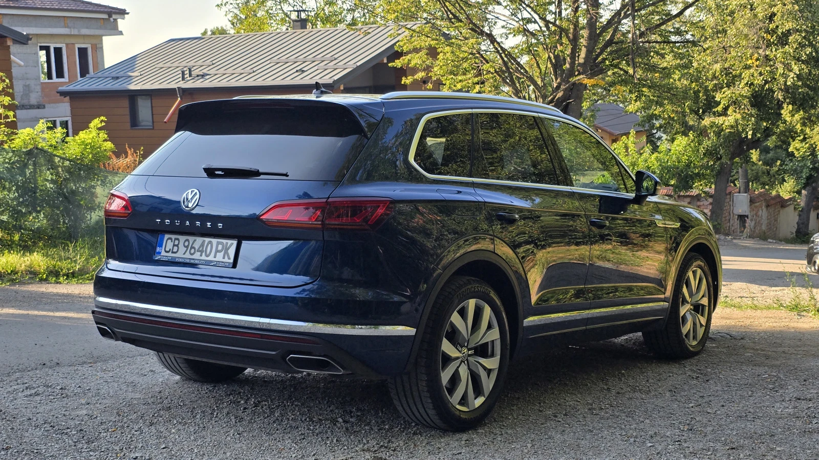 VW Touareg Elegance 3.0V6 TSI 78000 km в гаранция - изображение 4