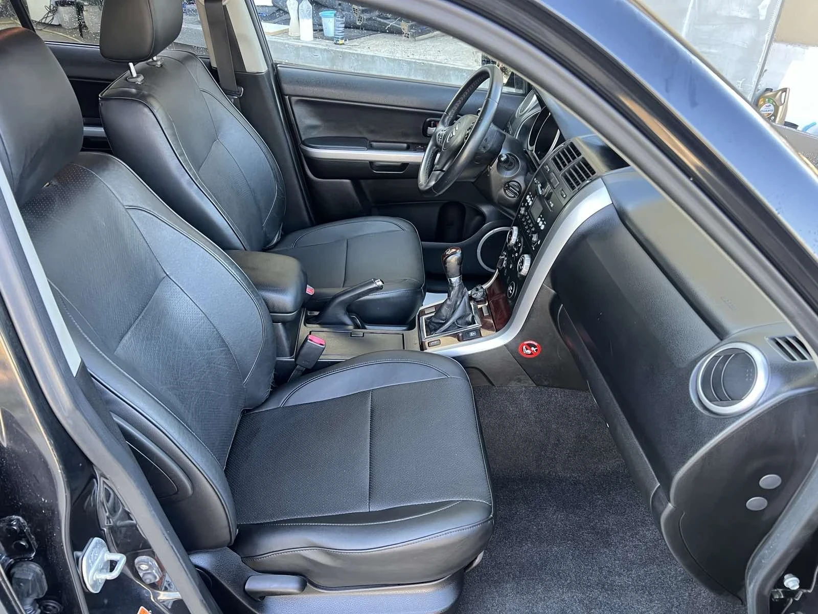 Suzuki Grand vitara  XENON* KEYLESS* NAVI - изображение 8