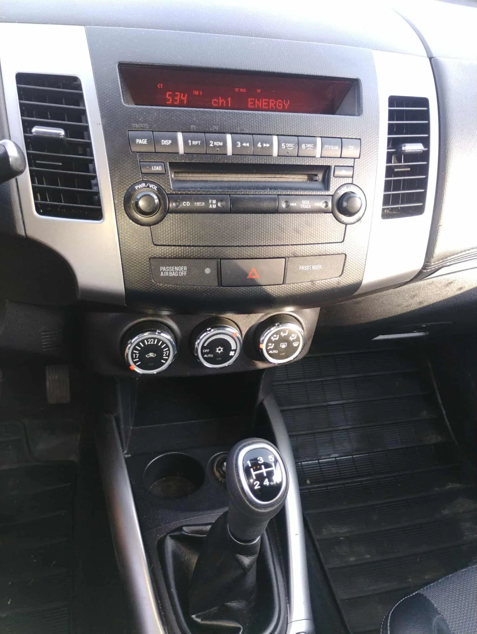Mitsubishi Outlander  - изображение 4