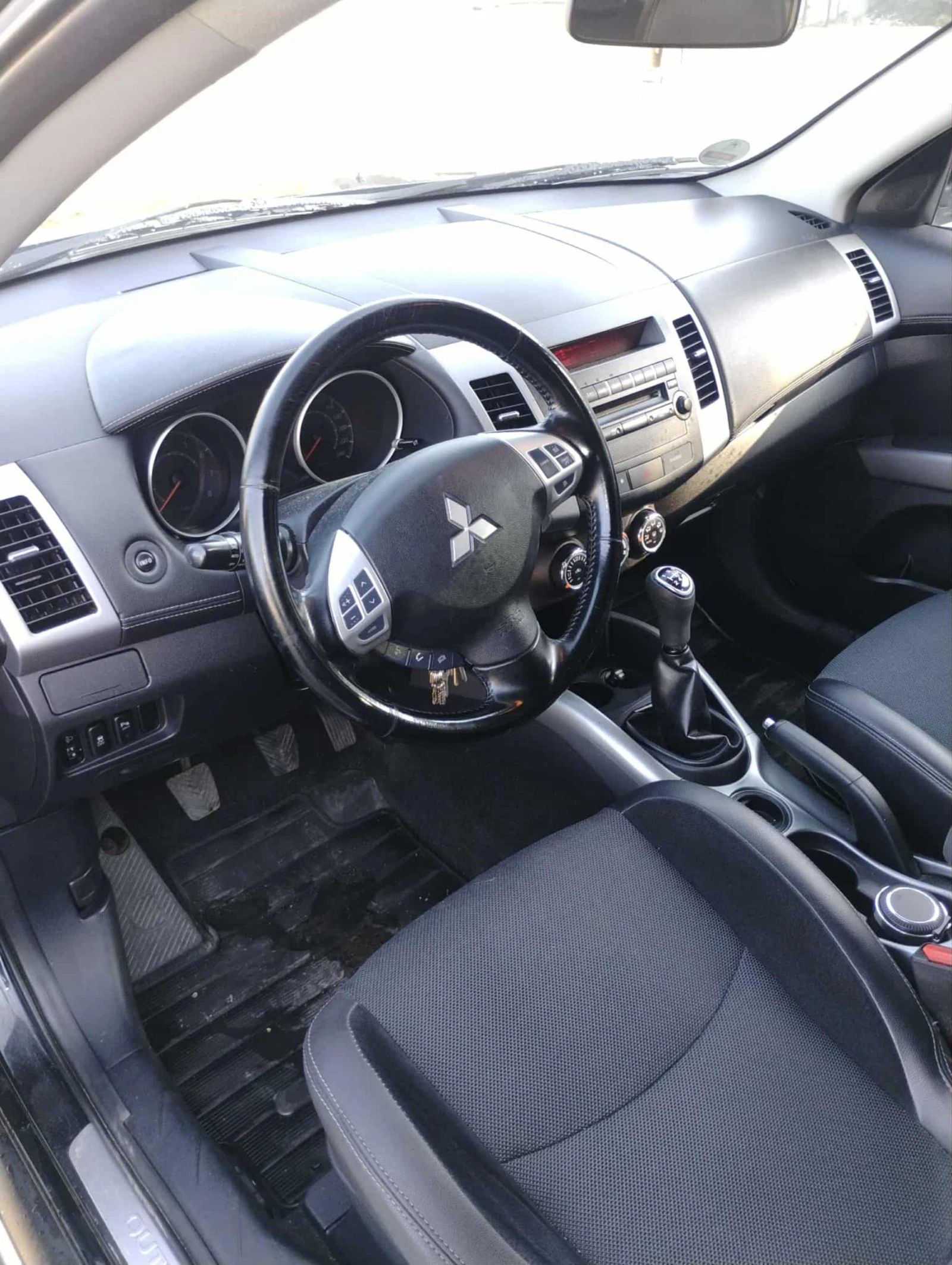 Mitsubishi Outlander  - изображение 5