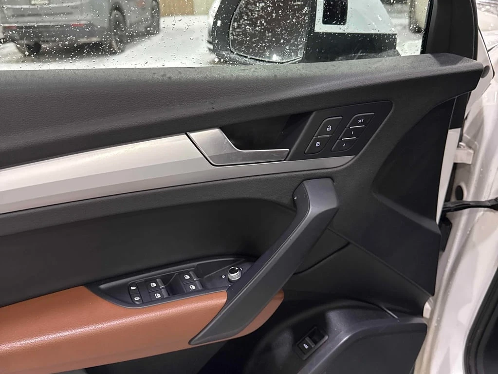 Audi Q5 * Komfort 45 TFSI quattro * CARFAX * ��� ��������� | Mobile.bg � ����������� 17