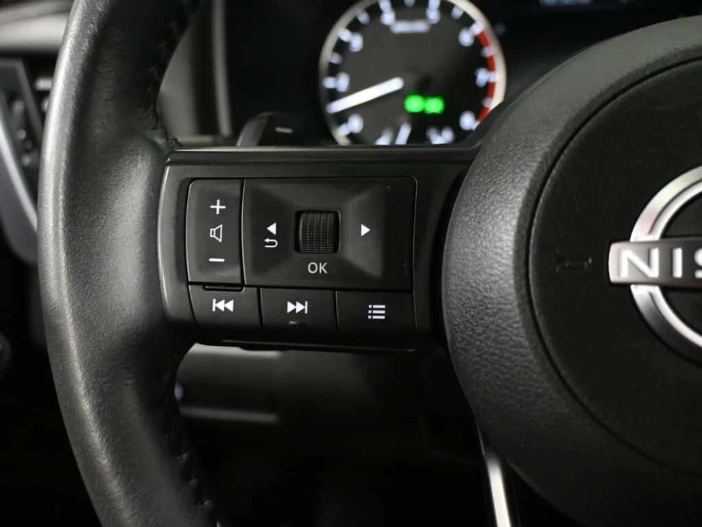 Nissan Rogue * Heated Seats Blind Spot Remote Start * CARFAX * , снимка 14 - Автомобили и джипове - 53750158