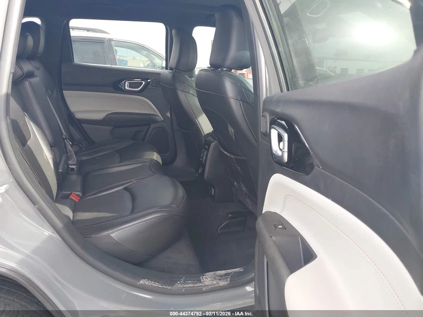Jeep Compass 2.0L I-4 DI, DOHC, VVT, TURBO, 200HP 4X4 Drive | Mobile.bg � ����������� 8
