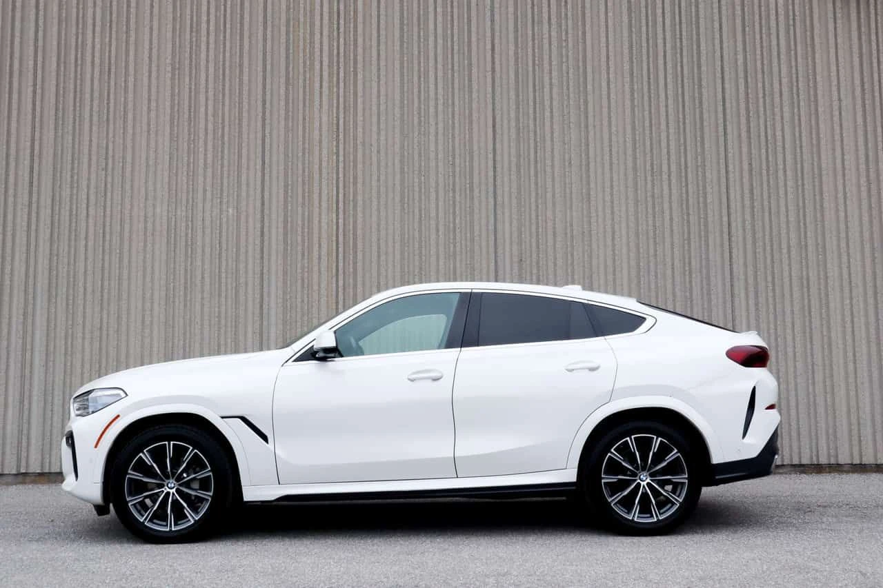 BMW X6 * xDrive40i * ЛАЗЕРИ * 360* ХЕД ЪП * CARPLAY, снимка 2 - Автомобили и джипове - 54496554