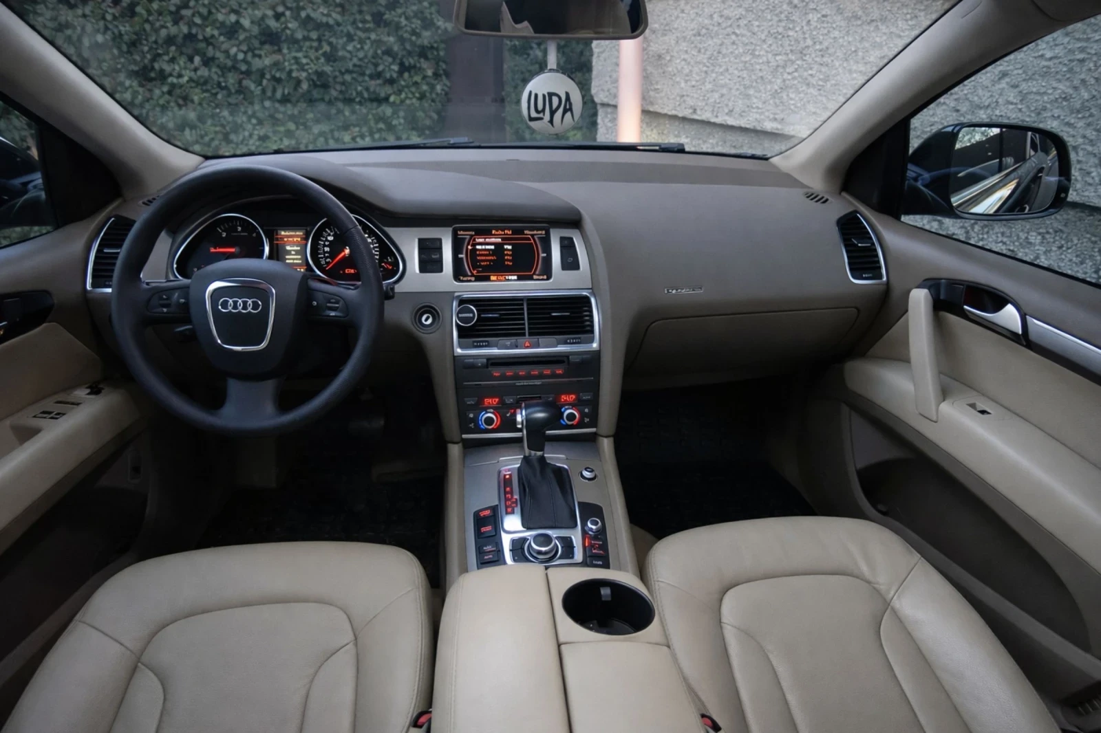 Audi Q7 3.0TDI, снимка 11 - Автомобили и джипове - 54664464