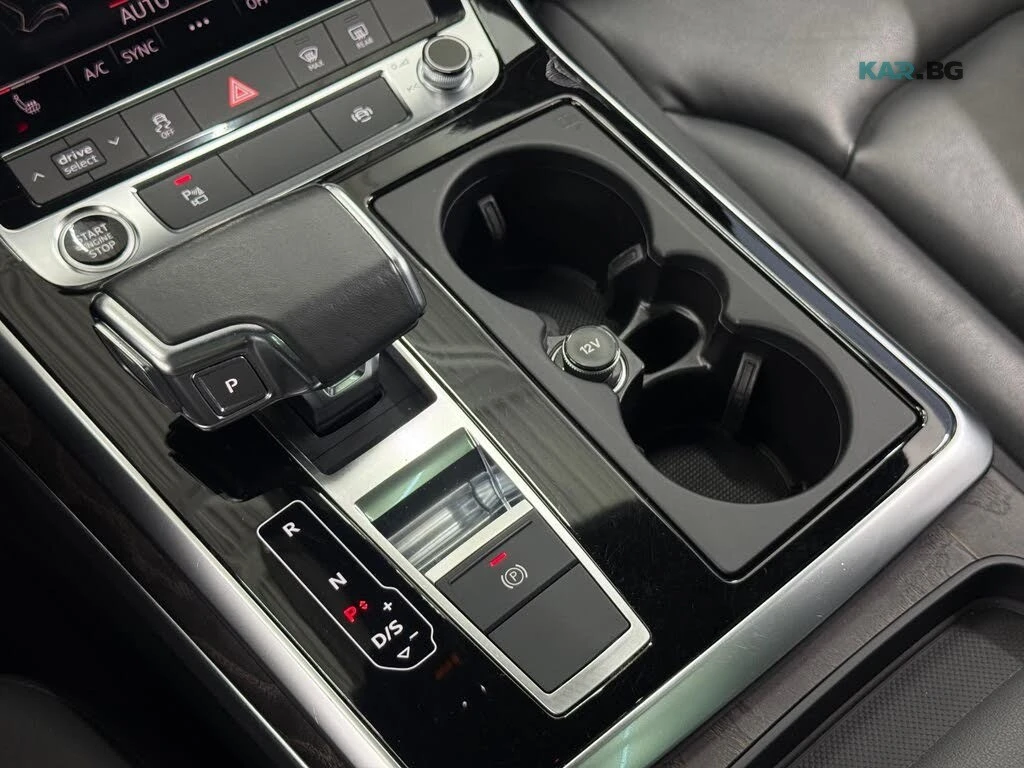 Audi Q7 Komfort * АвтоКредит * (ЦЕНА ДО БГ), снимка 17 - Автомобили и джипове - 55052706