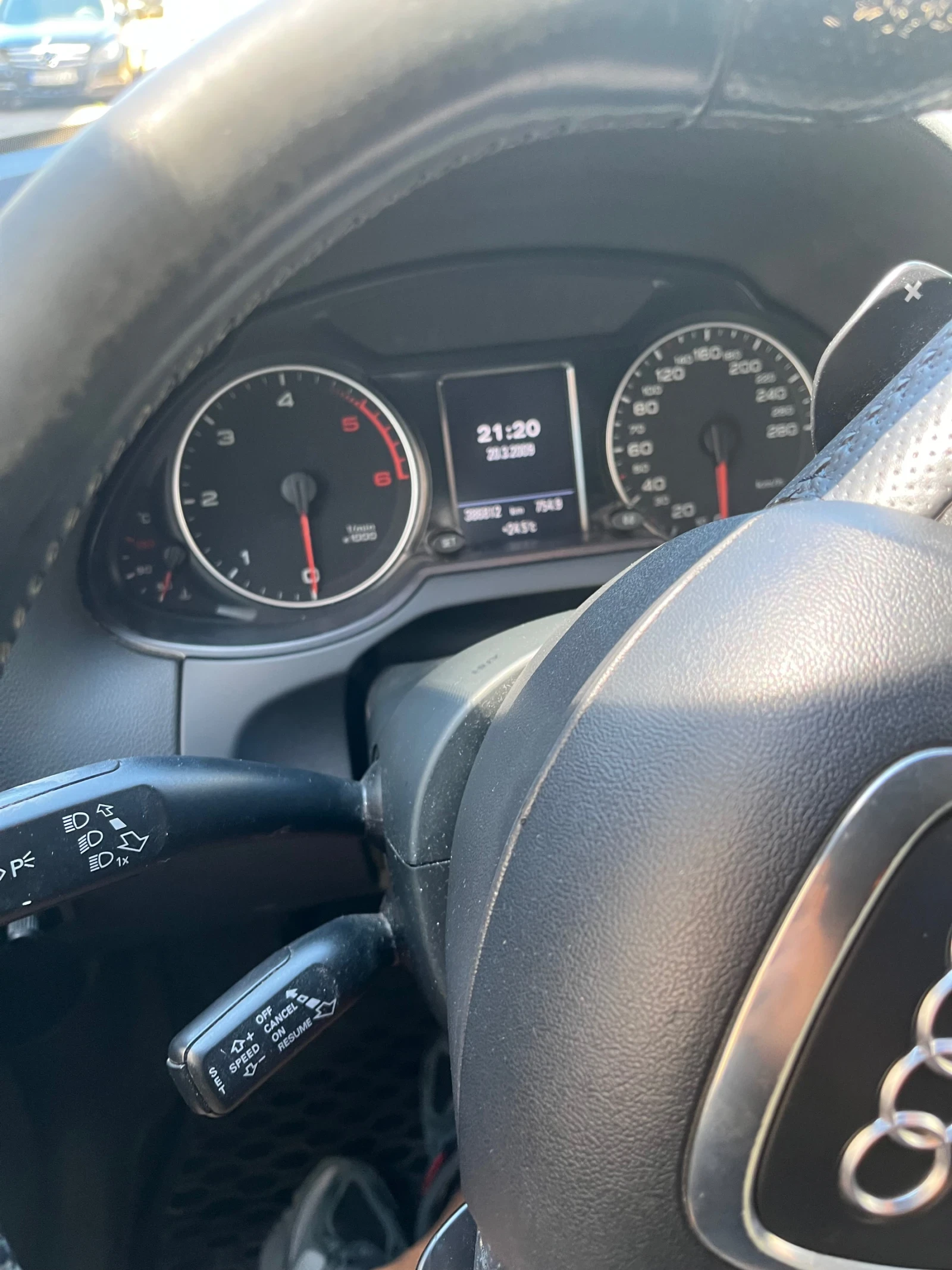 Audi Q5, снимка 9 - Автомобили и джипове - 55725664