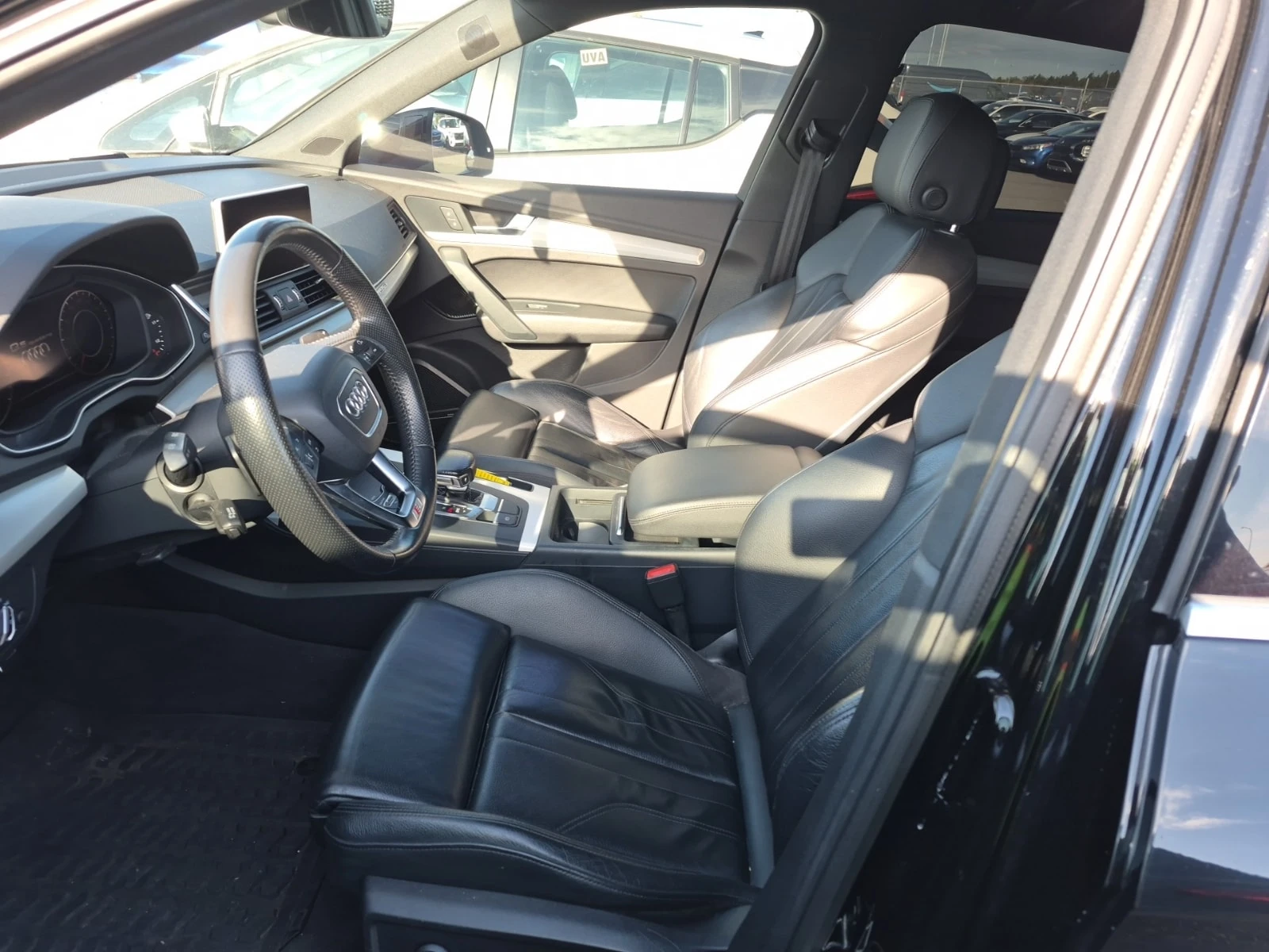 Audi Q5 * TECHNIK * CARFAX * ФИНАНСИРАНЕ, снимка 5 - Автомобили и джипове - 55827653