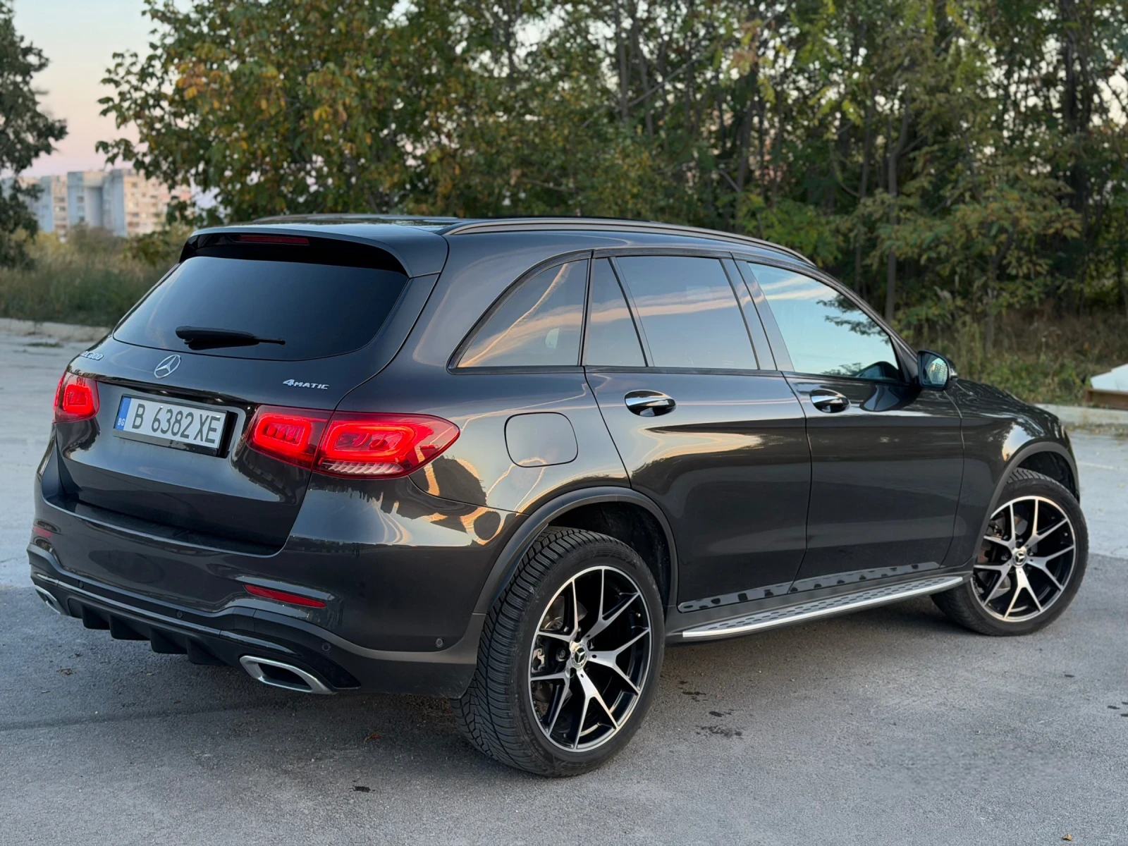 Mercedes-Benz GLC 300, снимка 5 - Автомобили и джипове - 56409359