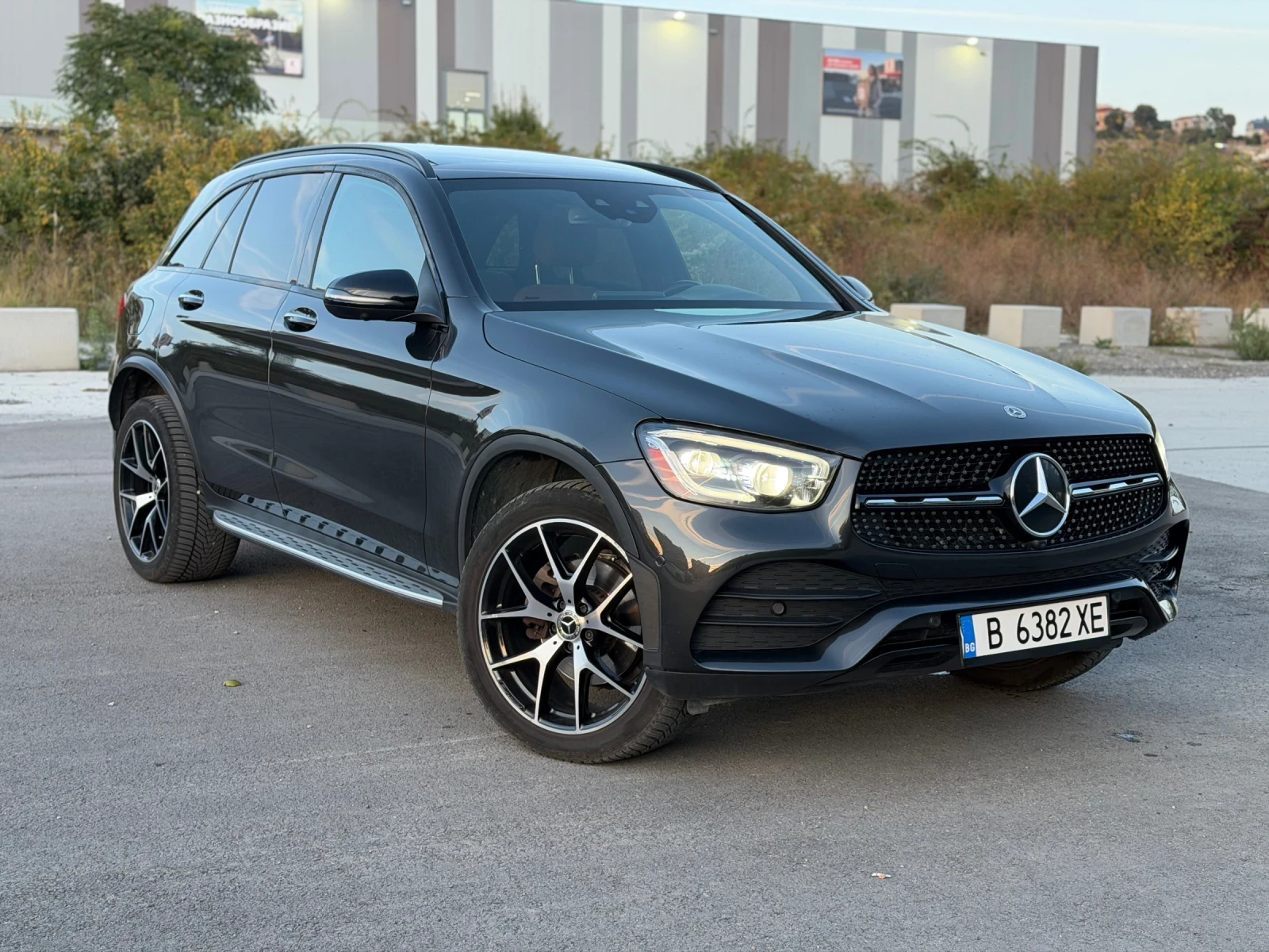 Mercedes-Benz GLC 300, снимка 2 - Автомобили и джипове - 56409359