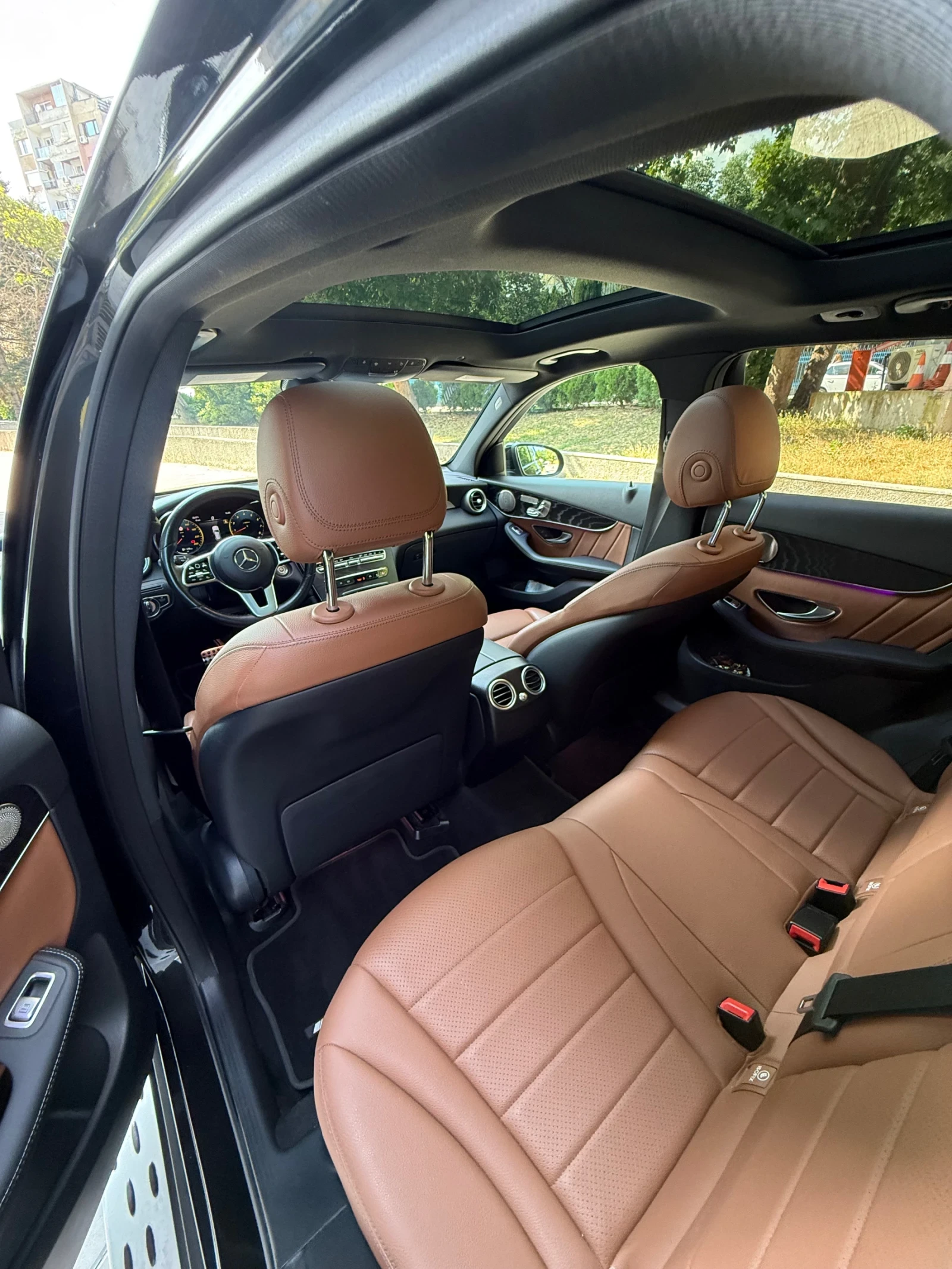 Mercedes-Benz GLC 300, снимка 13 - Автомобили и джипове - 56409359