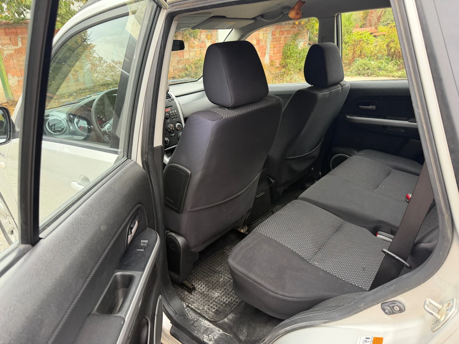 Suzuki Grand vitara 1.9 Dizel 4X4, снимка 6 - Автомобили и джипове - 56464332