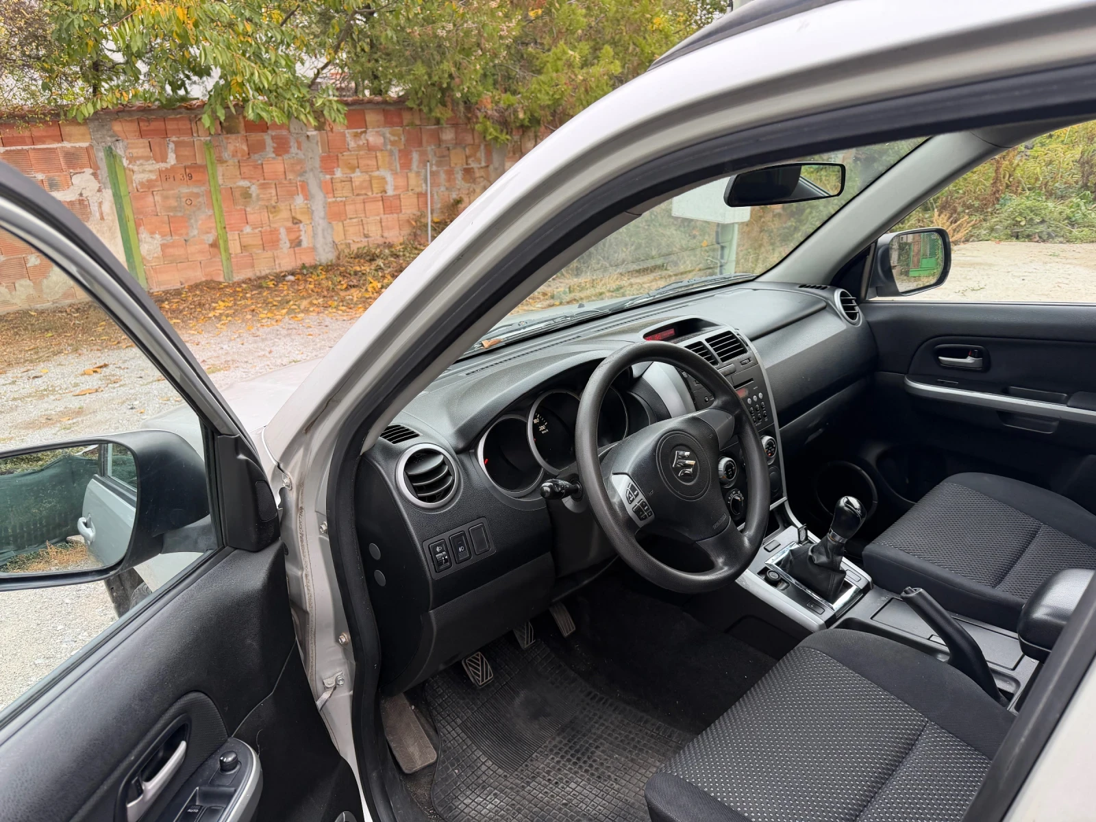 Suzuki Grand vitara 1.9 Dizel 4X4, снимка 5 - Автомобили и джипове - 56464332