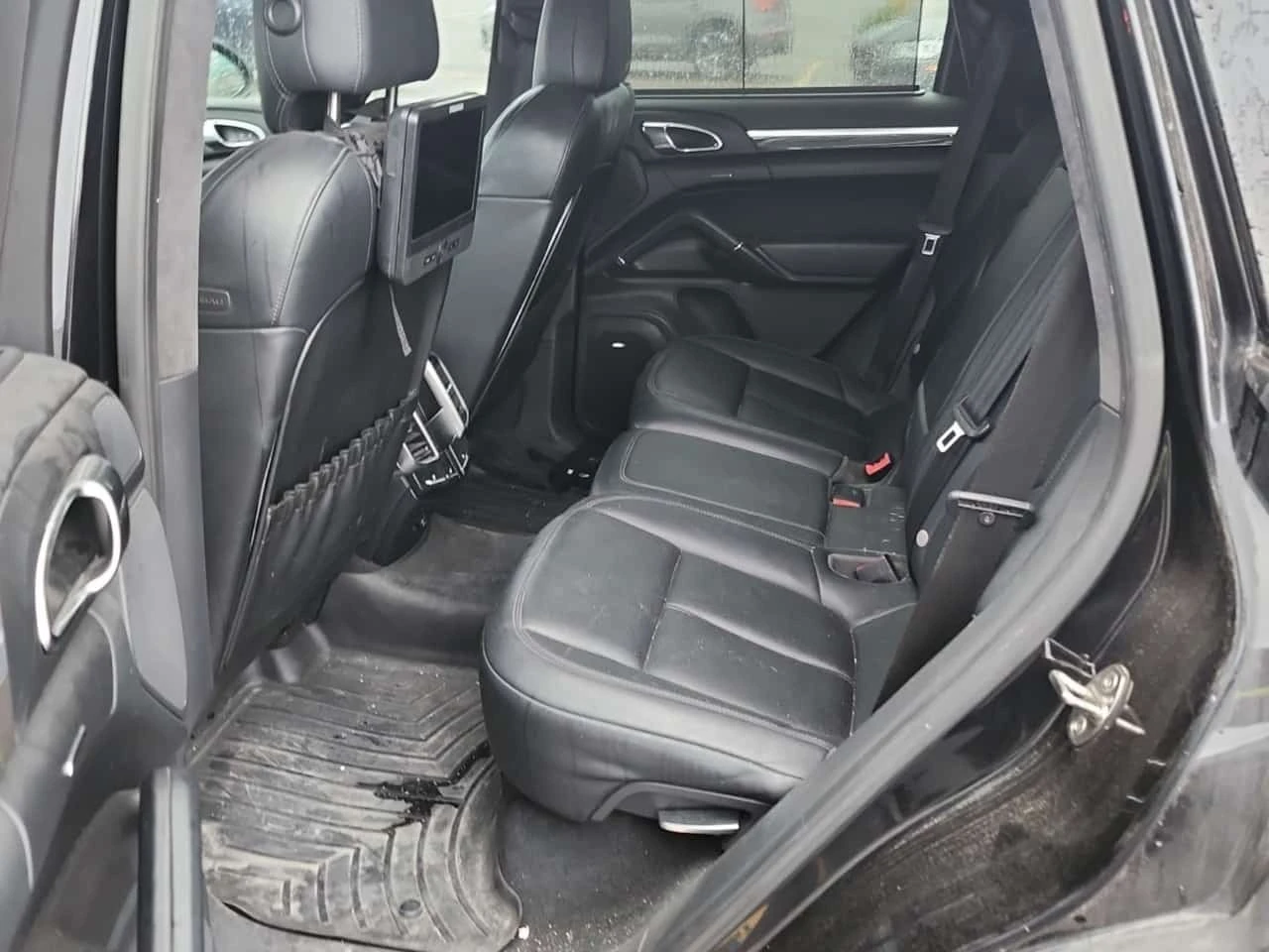 Porsche Cayenne * TURBO * CARFAX * , снимка 12 - Автомобили и джипове - 56626876