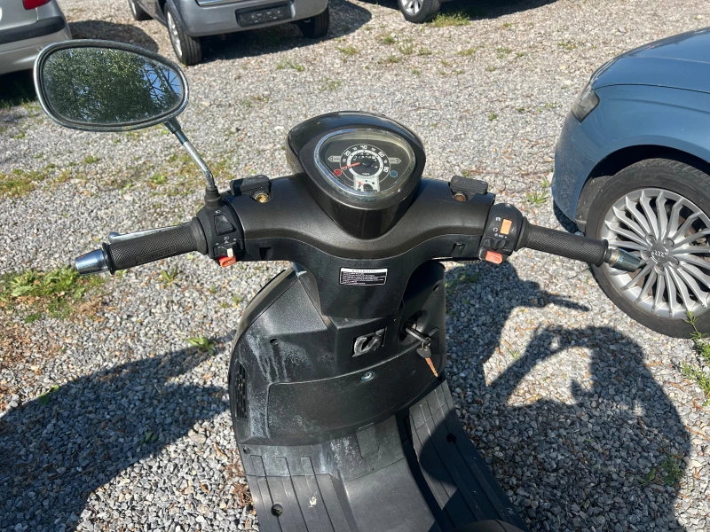 Lambreta Skooter 49куб, снимка 6 - Мотоциклети и мототехника - 50105702