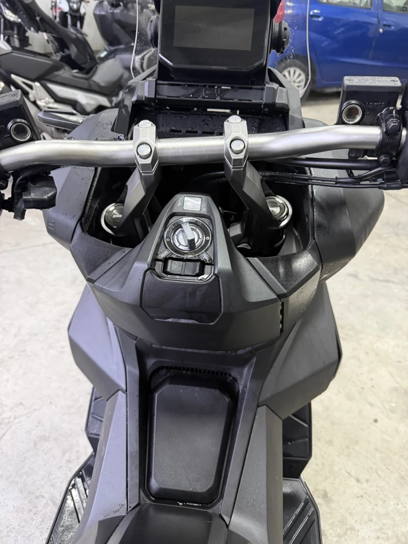 Honda X-ADV 350i-ABS, TCS, снимка 10 - Мотоциклети и мототехника - 51976630