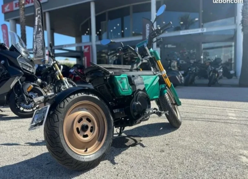 BMW C C02 11kw. AM 50cc., снимка 3 - Мотоциклети и мототехника - 52673119