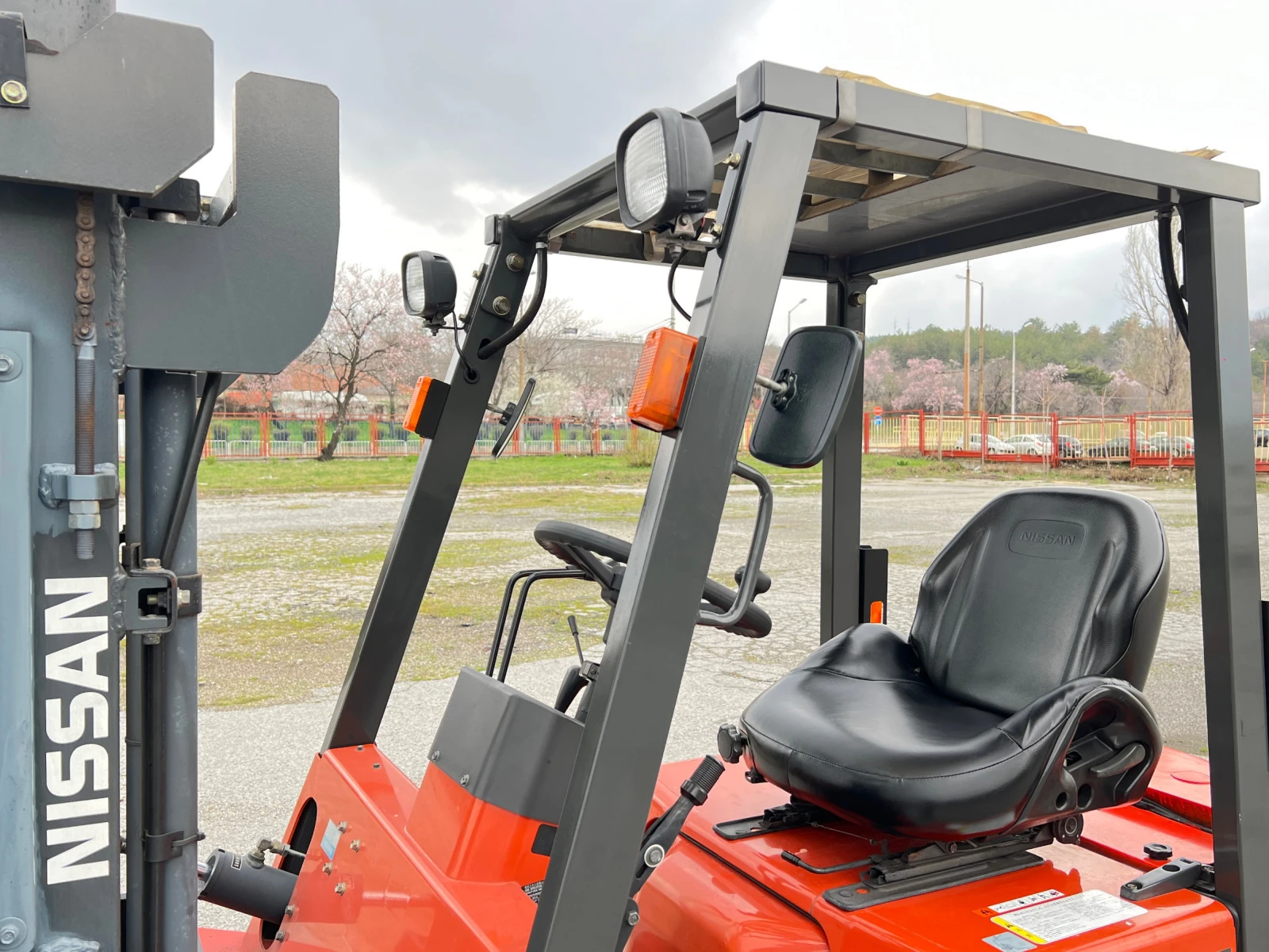  Nissan   /  !!! | Mobile.bg   15