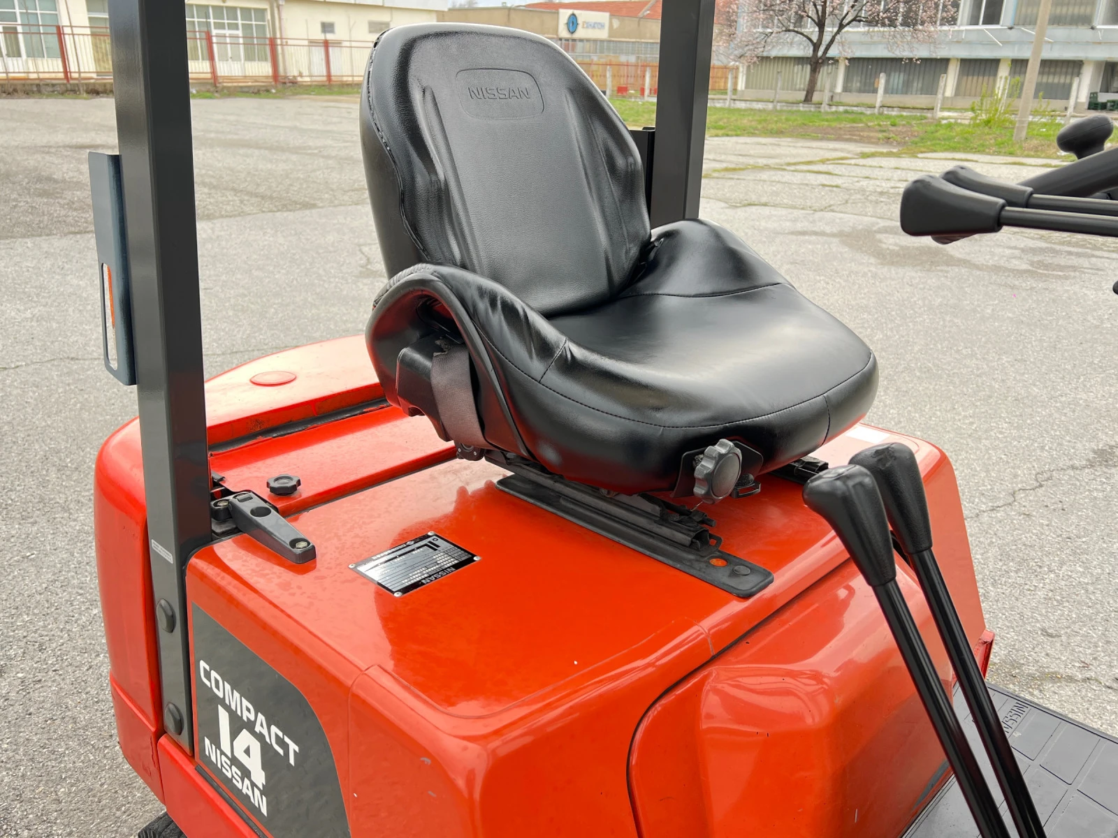  Nissan   /  !!! | Mobile.bg   13