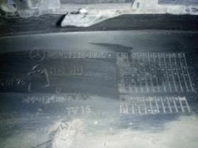 Предна броня за Мерцедес Ц класа 2016 година, снимка 12