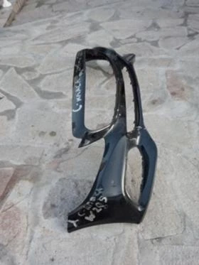 Предна броня за Мерцедес Ц класа 2016 година, снимка 17