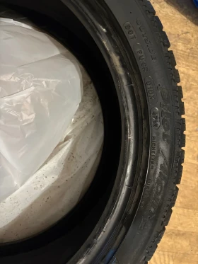 Гуми Зимни 225/40R18, снимка 3