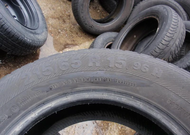 Гуми Летни 215/65R15, снимка 7 - Гуми и джанти - 5257179