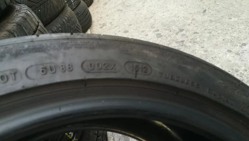 Гуми Летни 245/40R18, снимка 6 - Гуми и джанти - 26187276