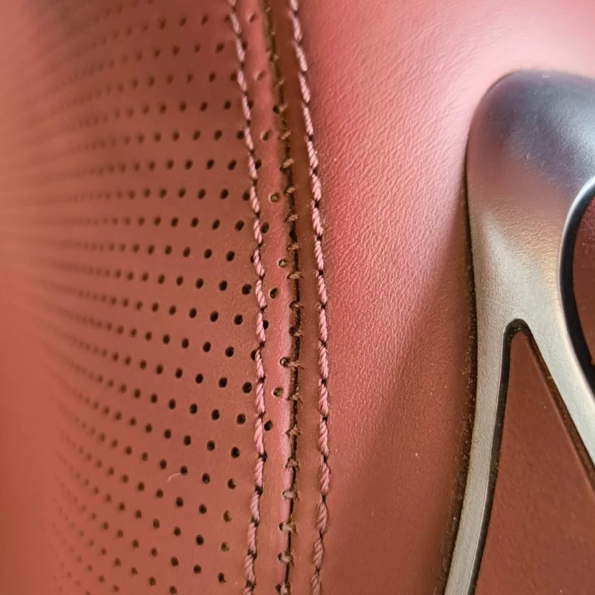     Nappa      | Mobile.bg   7