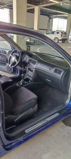 Обява за продажба на VW Golf 1.6i климатик Еко4 ~2 400 лв. - изображение 8
