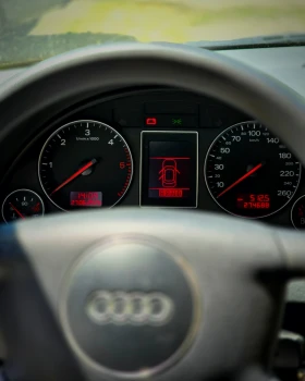 Audi A4 - 2290 € / 4478.85 лв. - 78873290 9