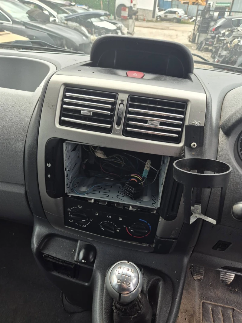 Peugeot Expert 2.0 120кс, снимка 10 - Автомобили и джипове - 50006278