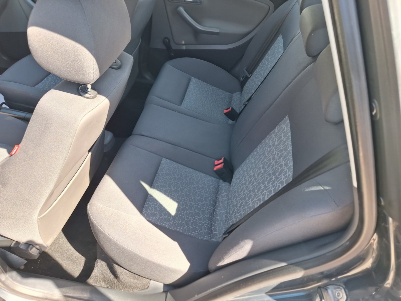 Seat Ibiza 1.2 бензин , снимка 14 - Автомобили и джипове - 46424689