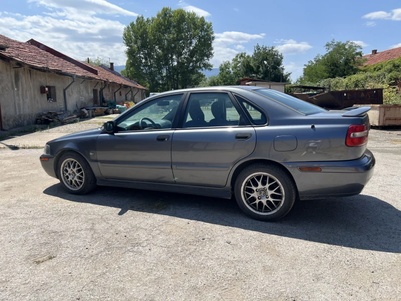 Volvo S40, снимка 3 - Автомобили и джипове - 47211742