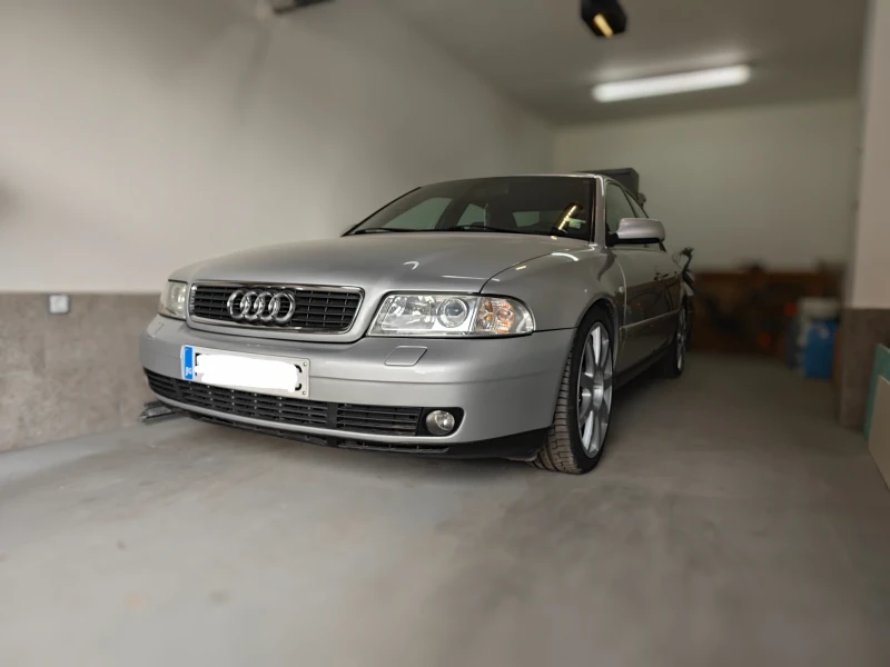 Audi A4, снимка 1 - Автомобили и джипове - 48550264